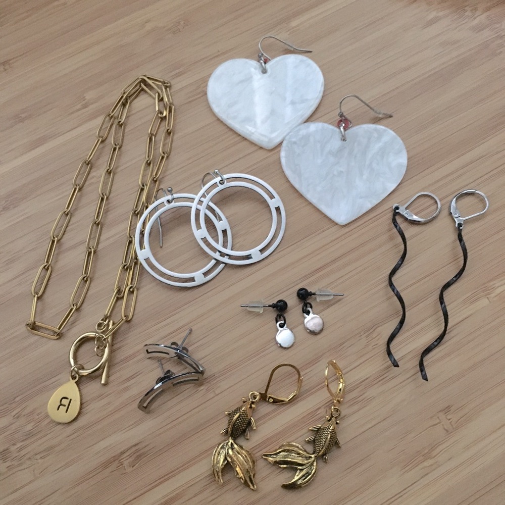 LP Bundle 7 Sets Mixed Jewelry | All You See